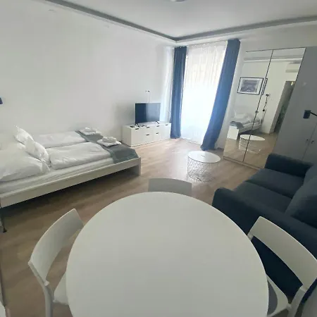 Jobelhome Liszt Apartment *