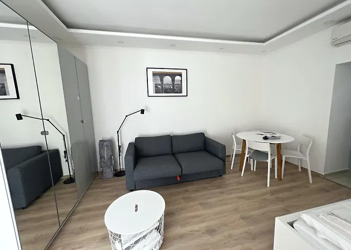 Jobelhome Liszt * Budapest